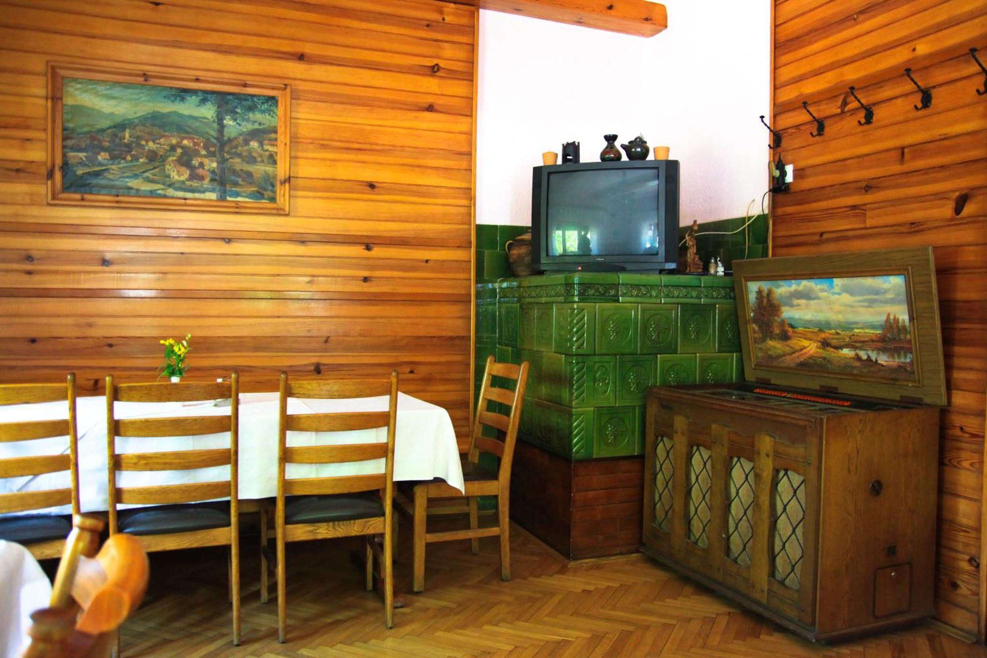 Rooms Pevc & Hostel Ljubno Ob Savinji Exterior foto
